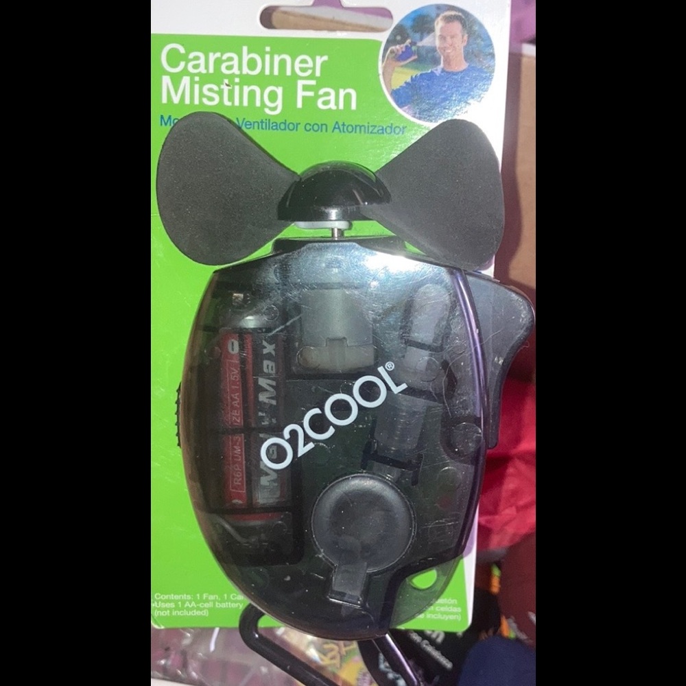 🆕 02COOL Carabiner Misting Fan